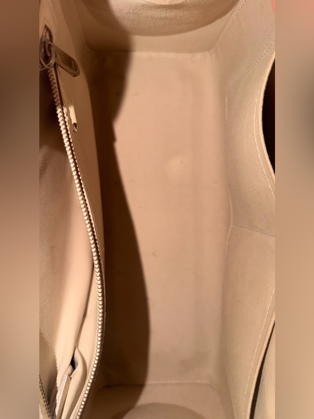 Louis Vuitton Brea - Picture 8 of 13